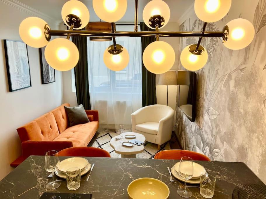 Florea Reims Avec Du Charme Proche Gare Et Centre エクステリア 写真